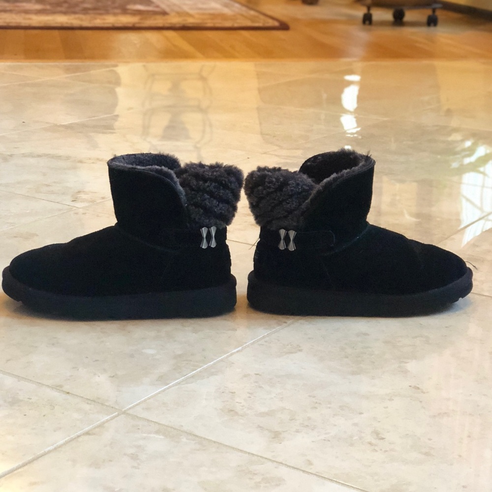 Girls UGG Boots 🖤 Perfect Condition!